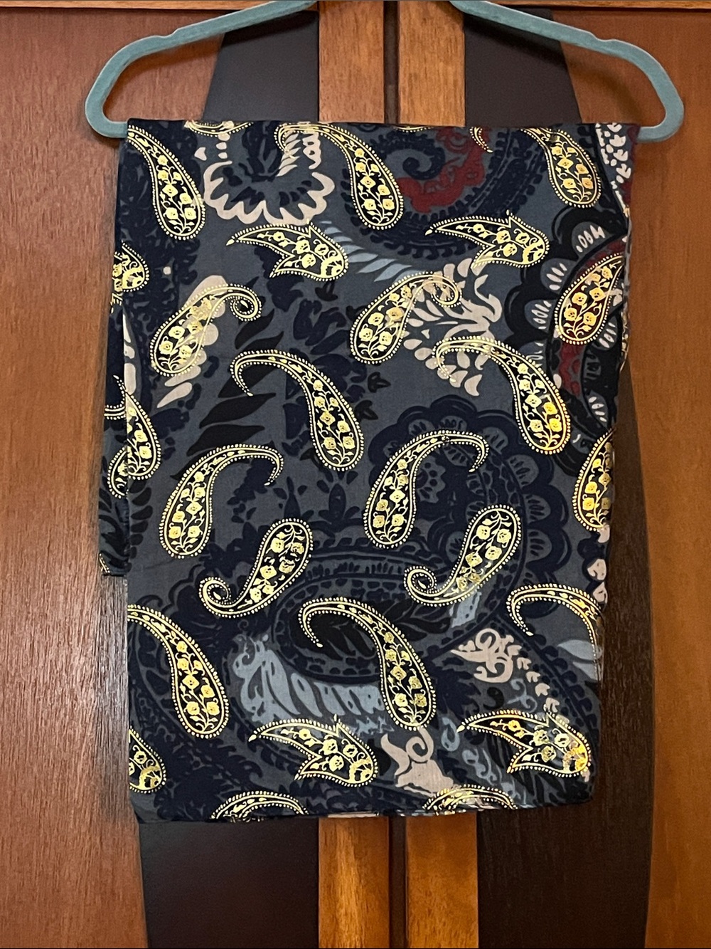 #51 NWOT Navy-Marine Blue-Maroon-White-Gold Foil Paisley Print Scarf/Shawl/Ruana